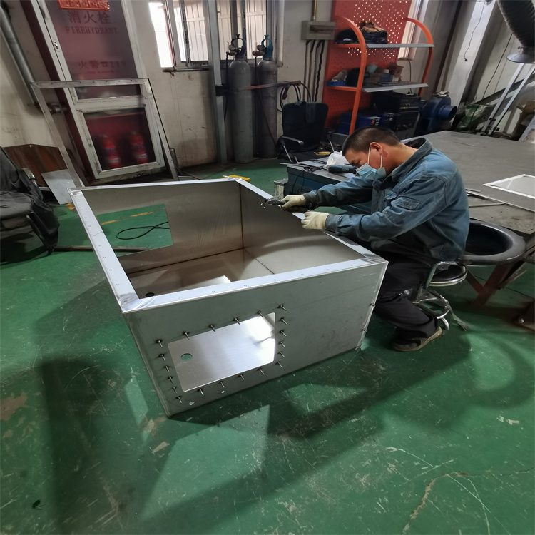 How to avoid delamination in aluminum-plastic plate sheet metal(图1)